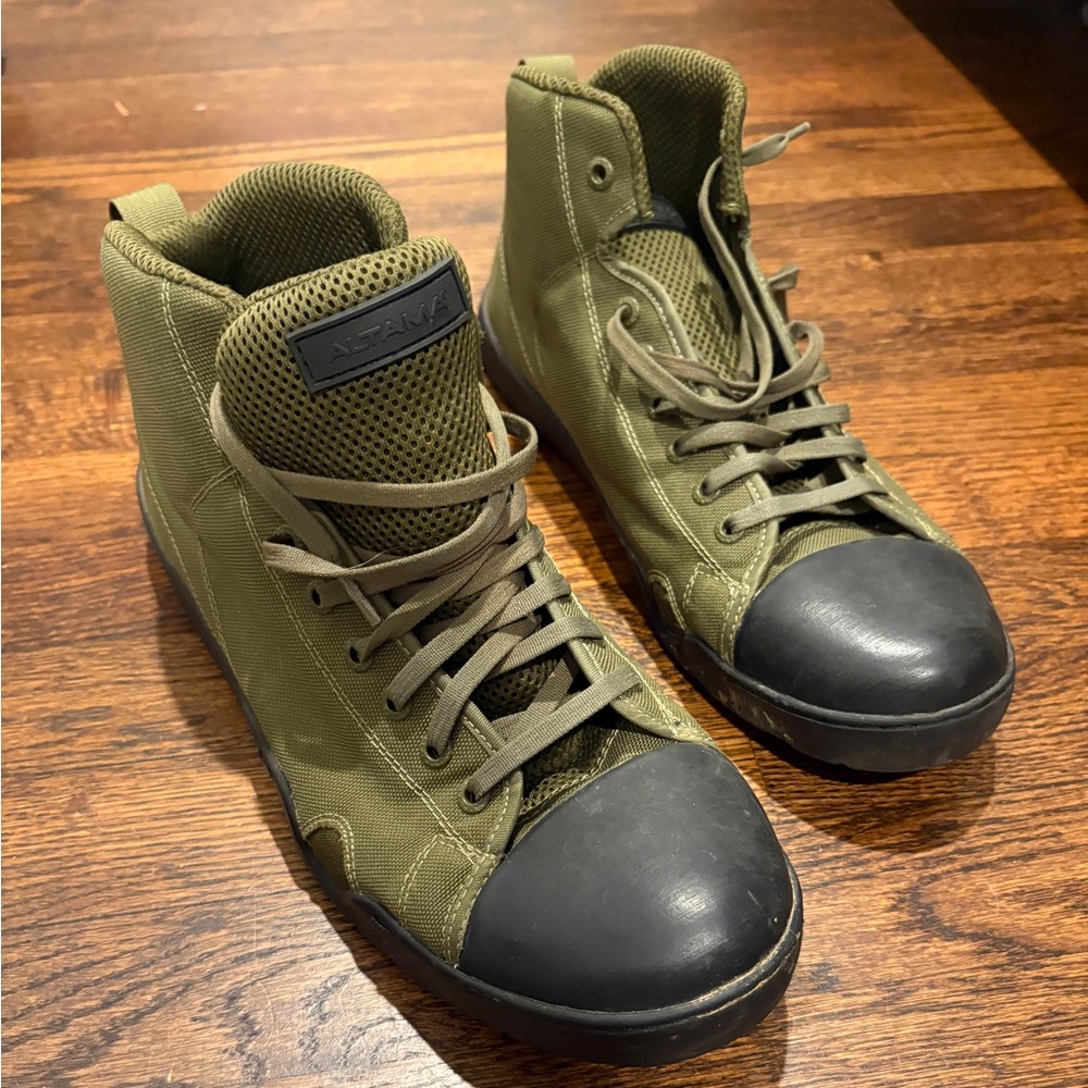 Altama mid.